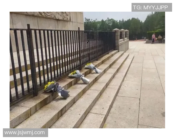 世界纪录保持者揭秘:超越极限的壮举与背后的奋斗故事 世界纪录保持者揭秘:超越极限的壮举与背后的奋斗故事