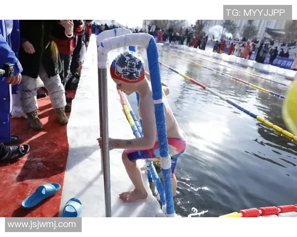 激情四溢水花四溅 游泳比赛实时精彩直播与幕后解析